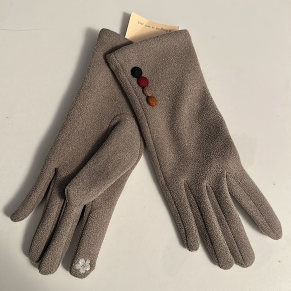 NWT gloves - Picture 4 of 4
